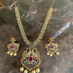 Brand New - 3 Piece Jewelry set